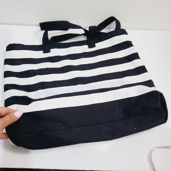 4x$25 Sephora black white stripes open tote bag - Picture 2 of 11
